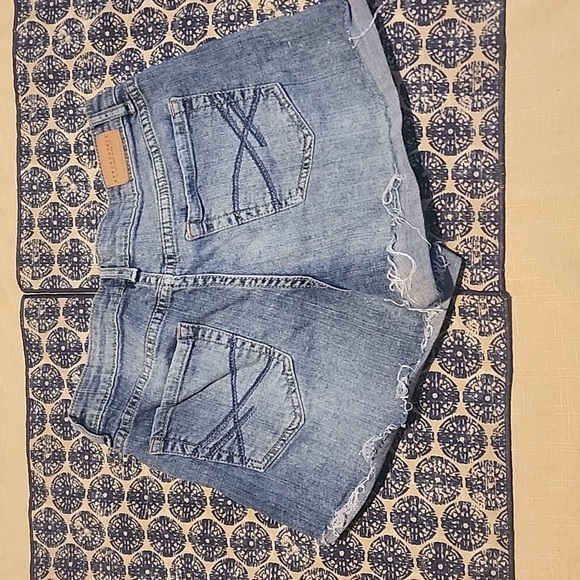 Aeropostale shorts - Picture 2 of 7